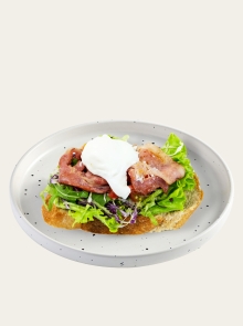 GOLDEN BACON EGG FEAST